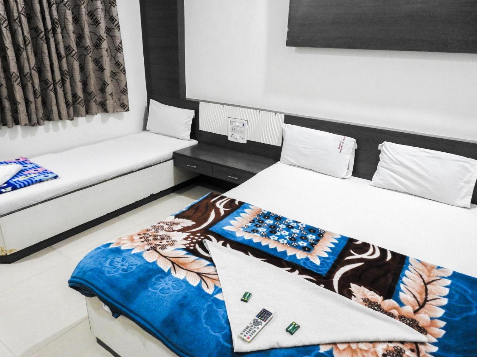 Hotel Shri Sai Darshan Shirdi Eksteriør bilde