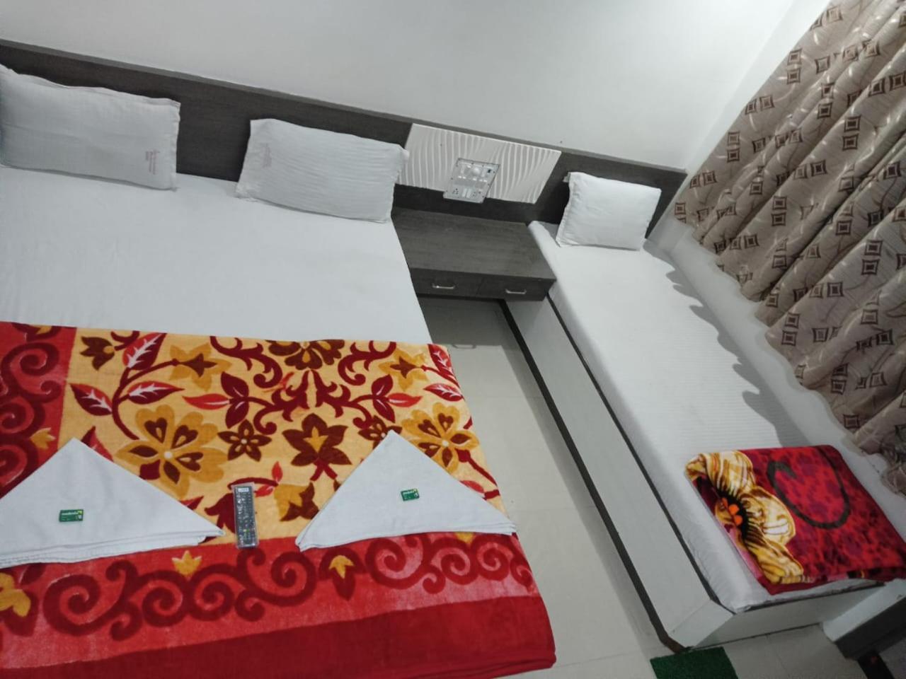 Hotel Shri Sai Darshan Shirdi Eksteriør bilde